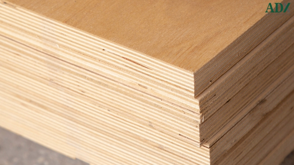 Plywood: strength created by the wood plies