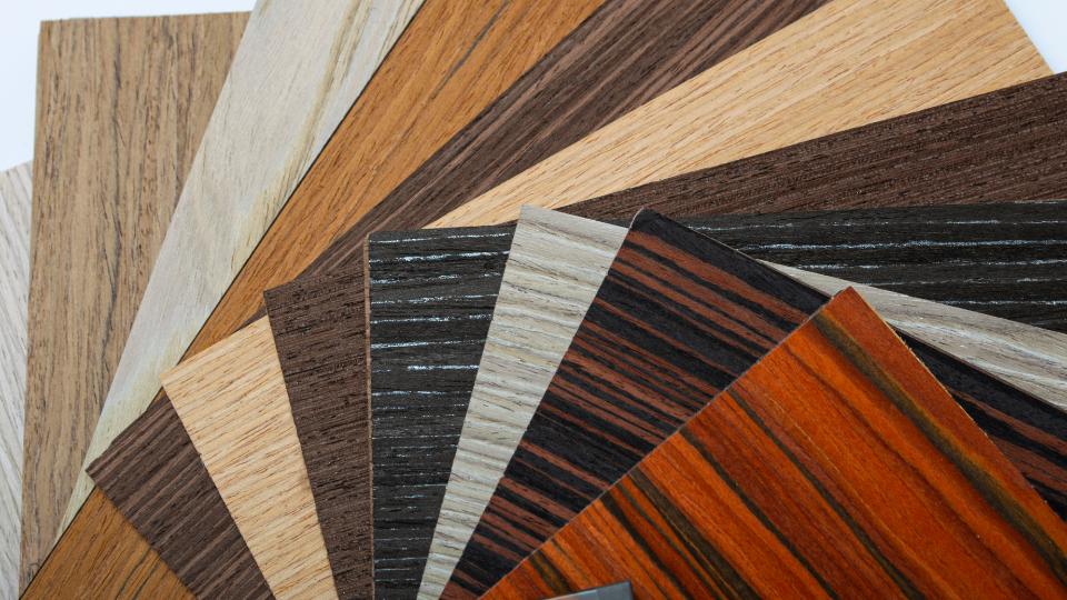 Melamine và Laminate: Phân biệt, so sánh và ứng dụng